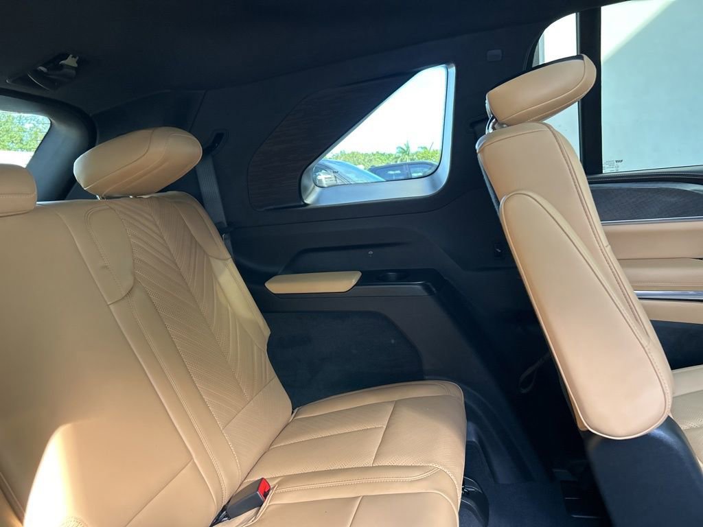 Used 2025 Cadillac Escalade IQ Sport 2 image 37