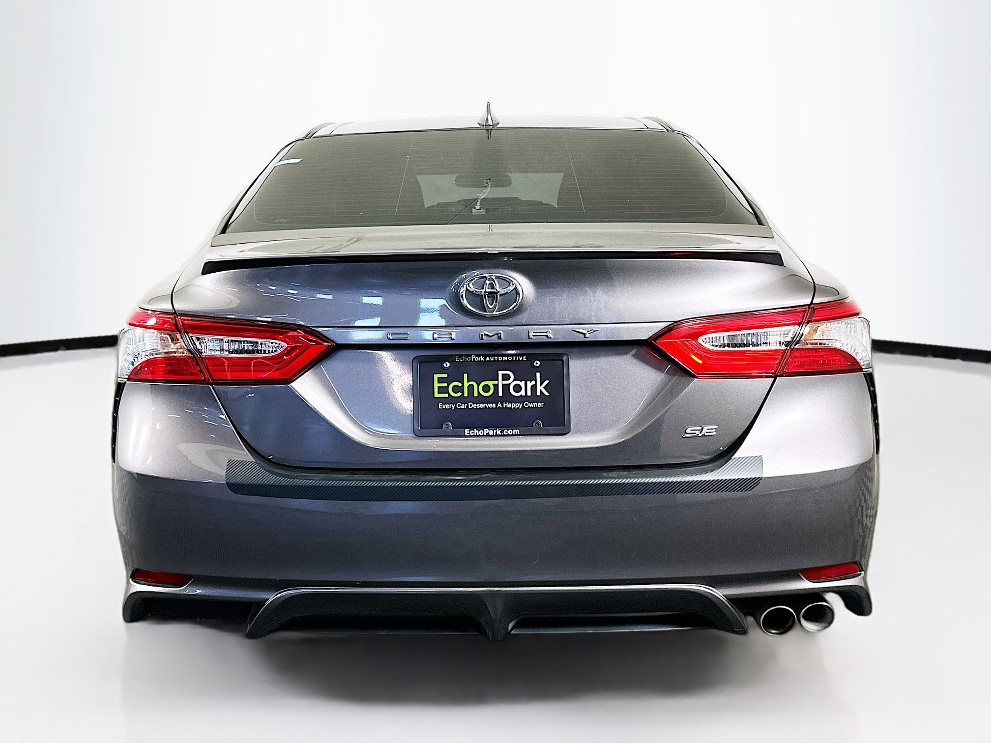 Used 2019 Toyota Camry SE image 7