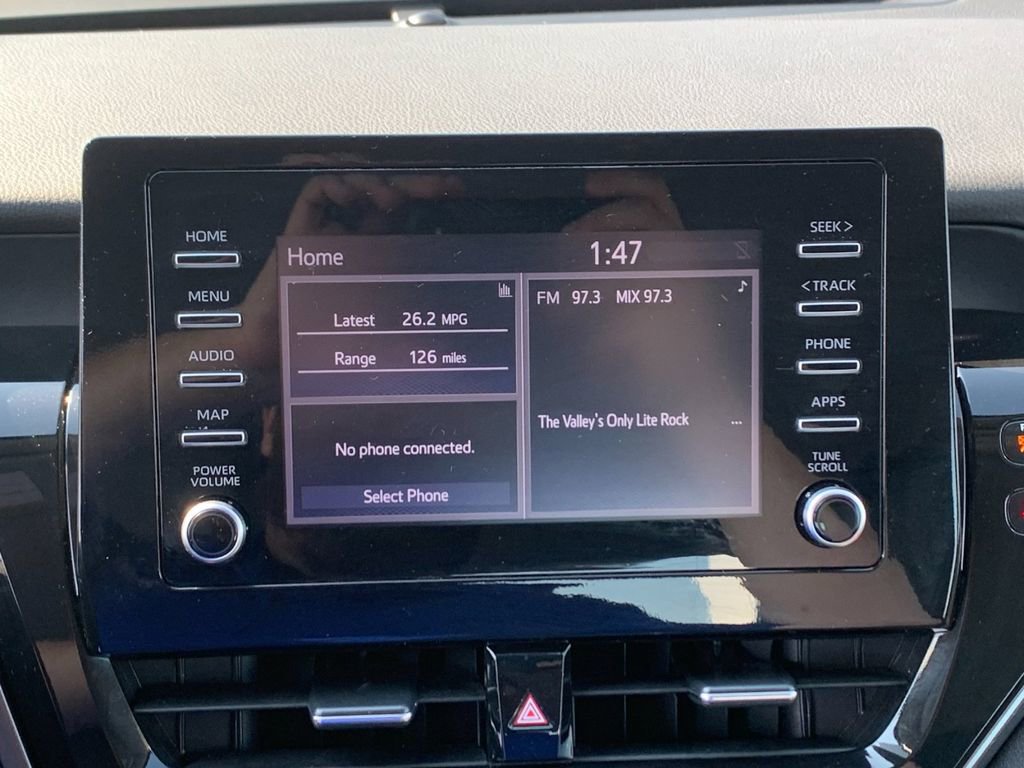 Used 2024 Toyota Camry SE FWD image 21