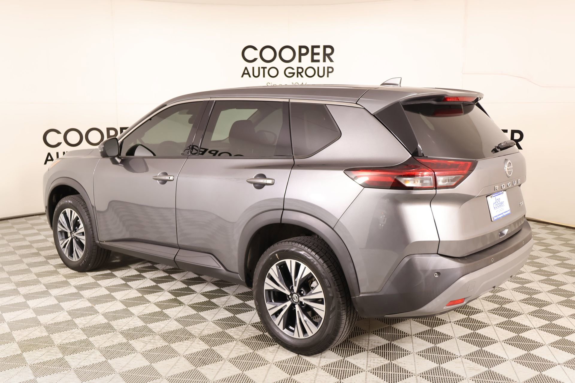 Used 2021 Nissan Rogue SV image 21