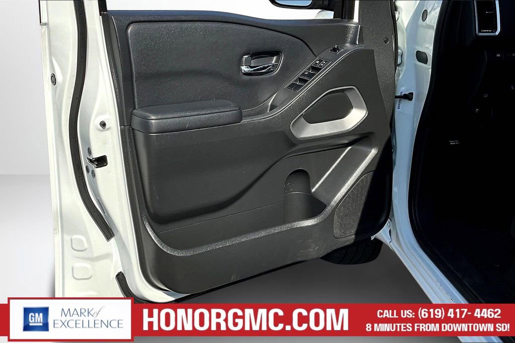 Used 2022 Nissan Frontier SV RWD image 20