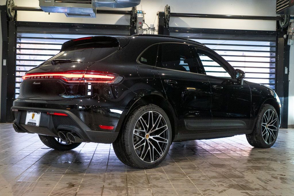 New 2026 Porsche Macan AWD/4WD image 11