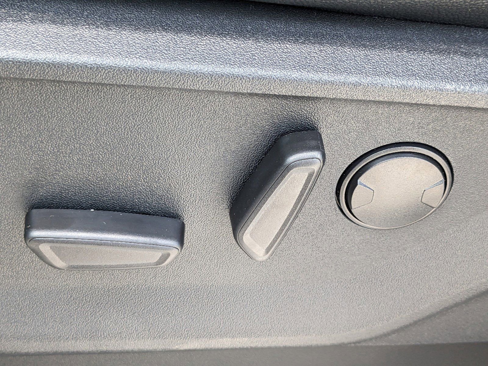 New 2024 Ford F150 XLT w/ Equipment Group 303A High image 21