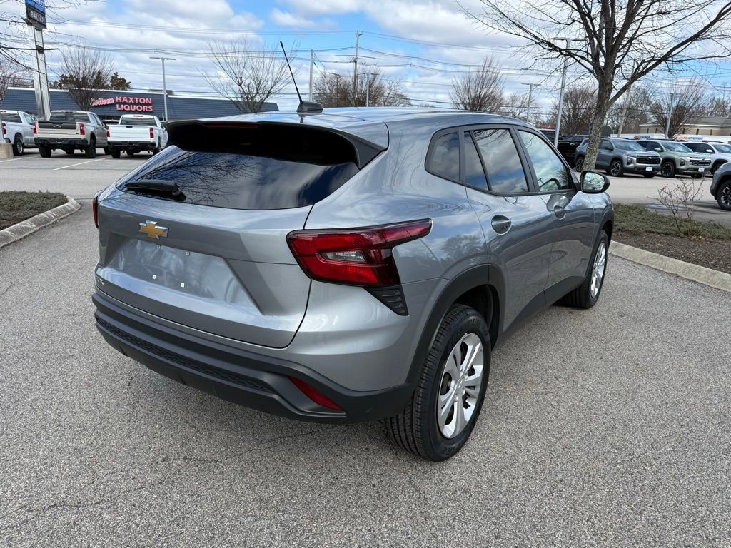 Used 2024 Chevrolet Trax LS FWD image 5