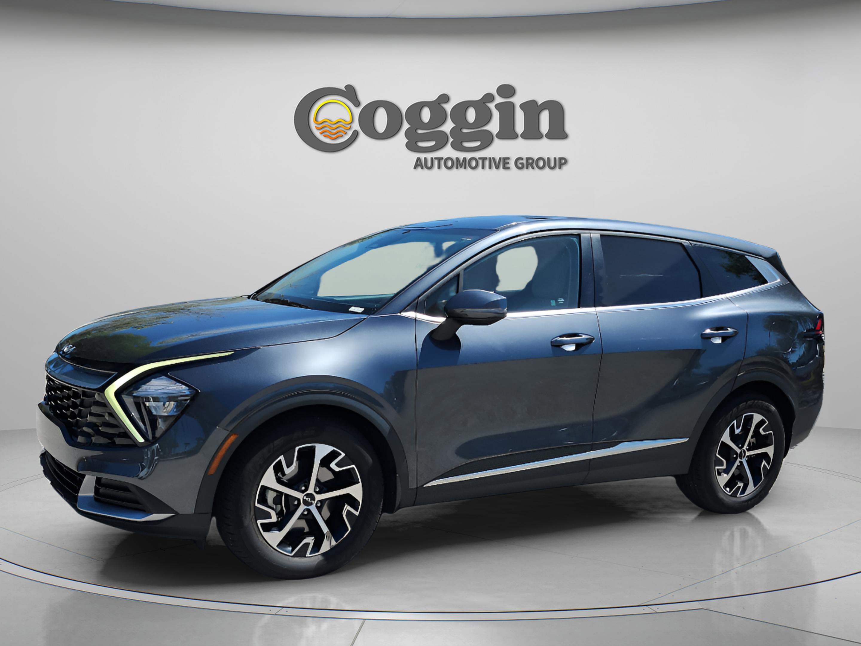 Used 2023 Kia Sportage EX image 1