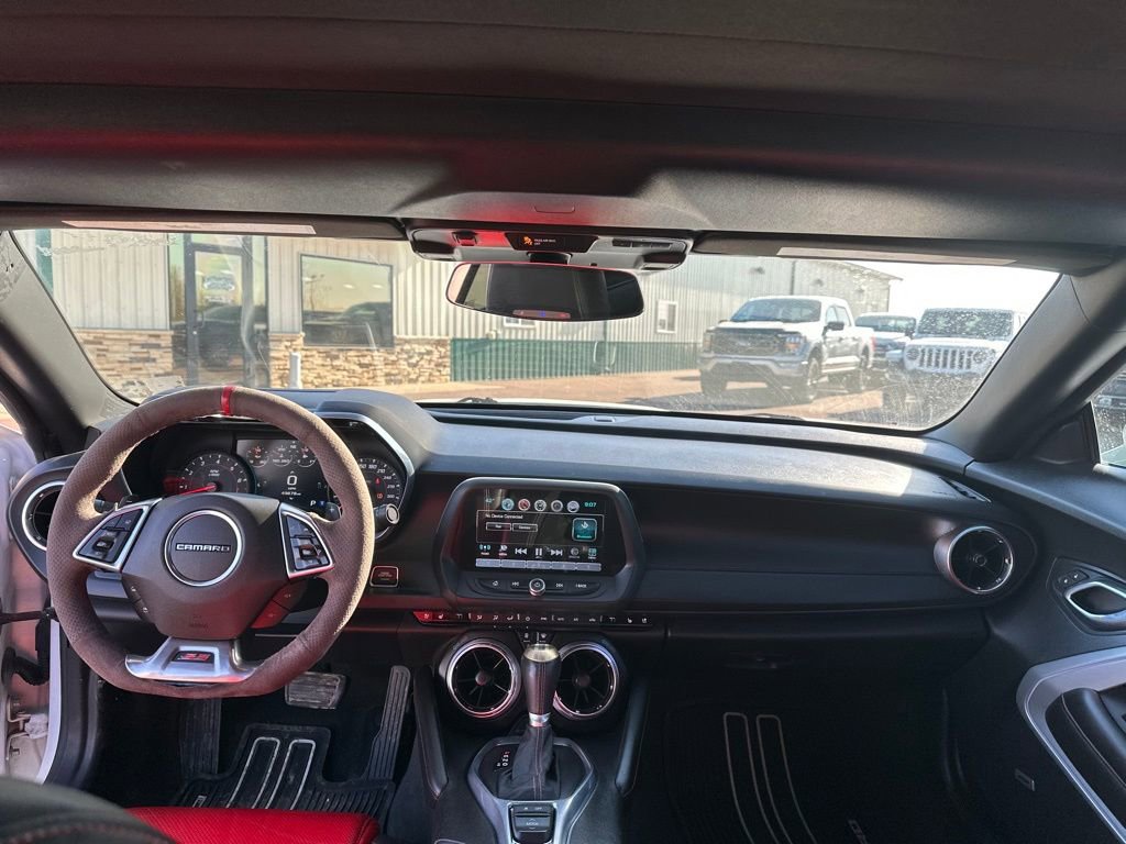 Used 2016 Chevrolet Camaro SS image 24