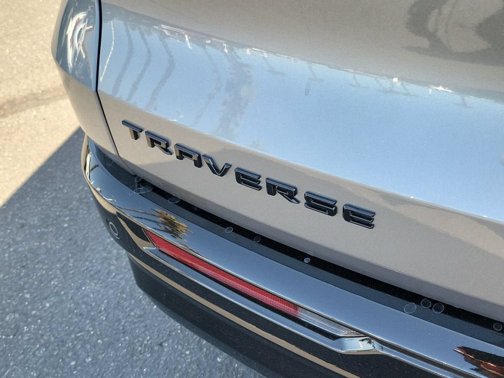 New 2026 Chevrolet Traverse RS FWD image 24