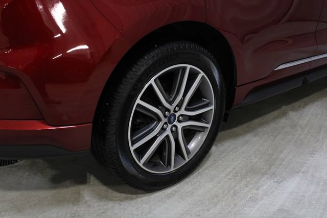 Used 2019 Ford Edge Titanium w/ Equipment Group 301A image 28