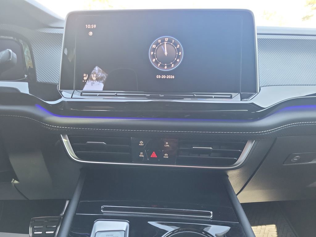 Used 2024 Volkswagen Atlas Cross Sport SEL Premium R-Line image 28