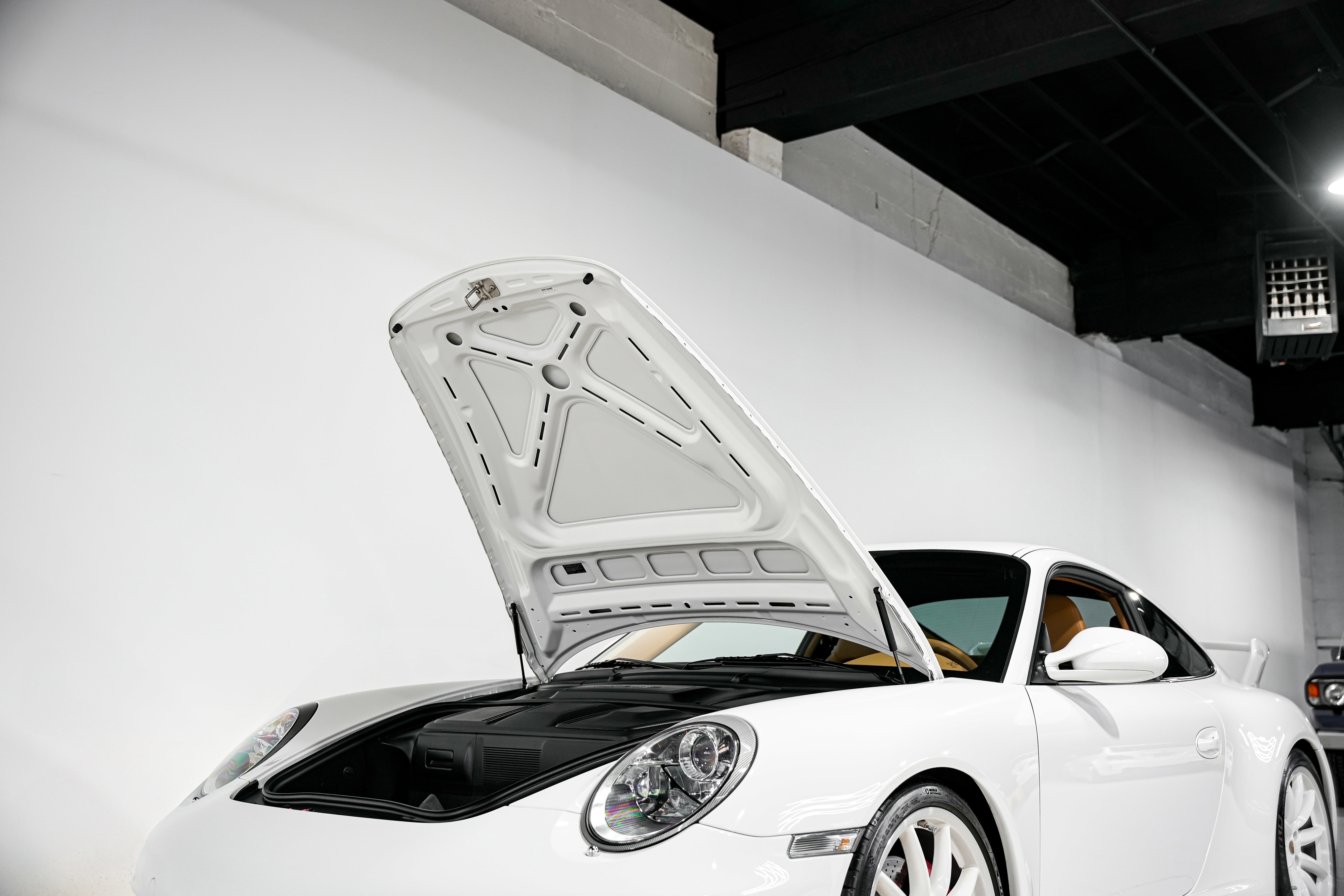 Used 2011 Porsche 911 Carrera GTS image 45