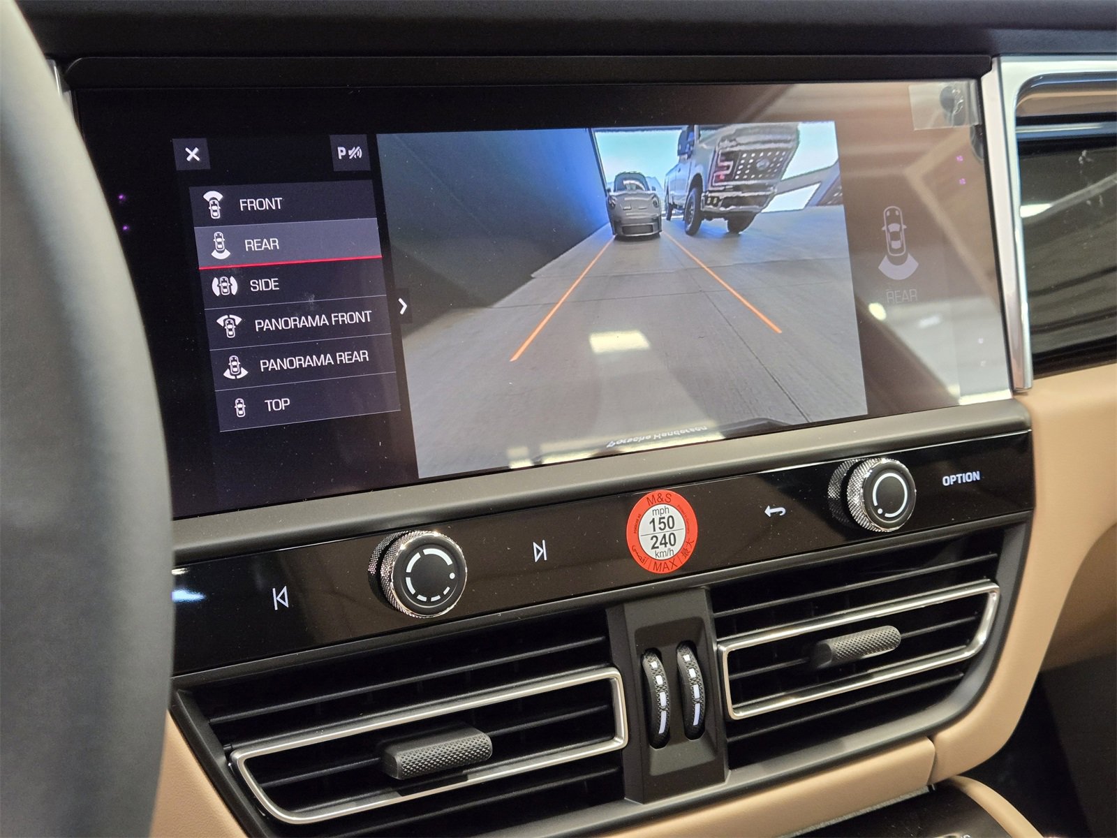 New 2025 Porsche Macan image 26