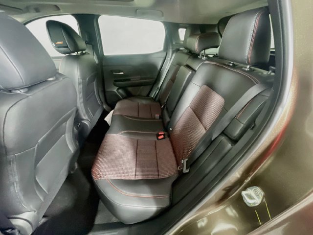 New 2026 Nissan Kicks SR FWD image 14
