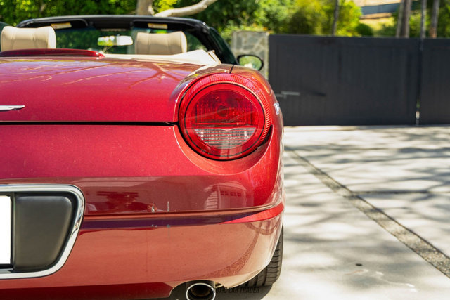 Used 2004 Ford Thunderbird Deluxe image 97