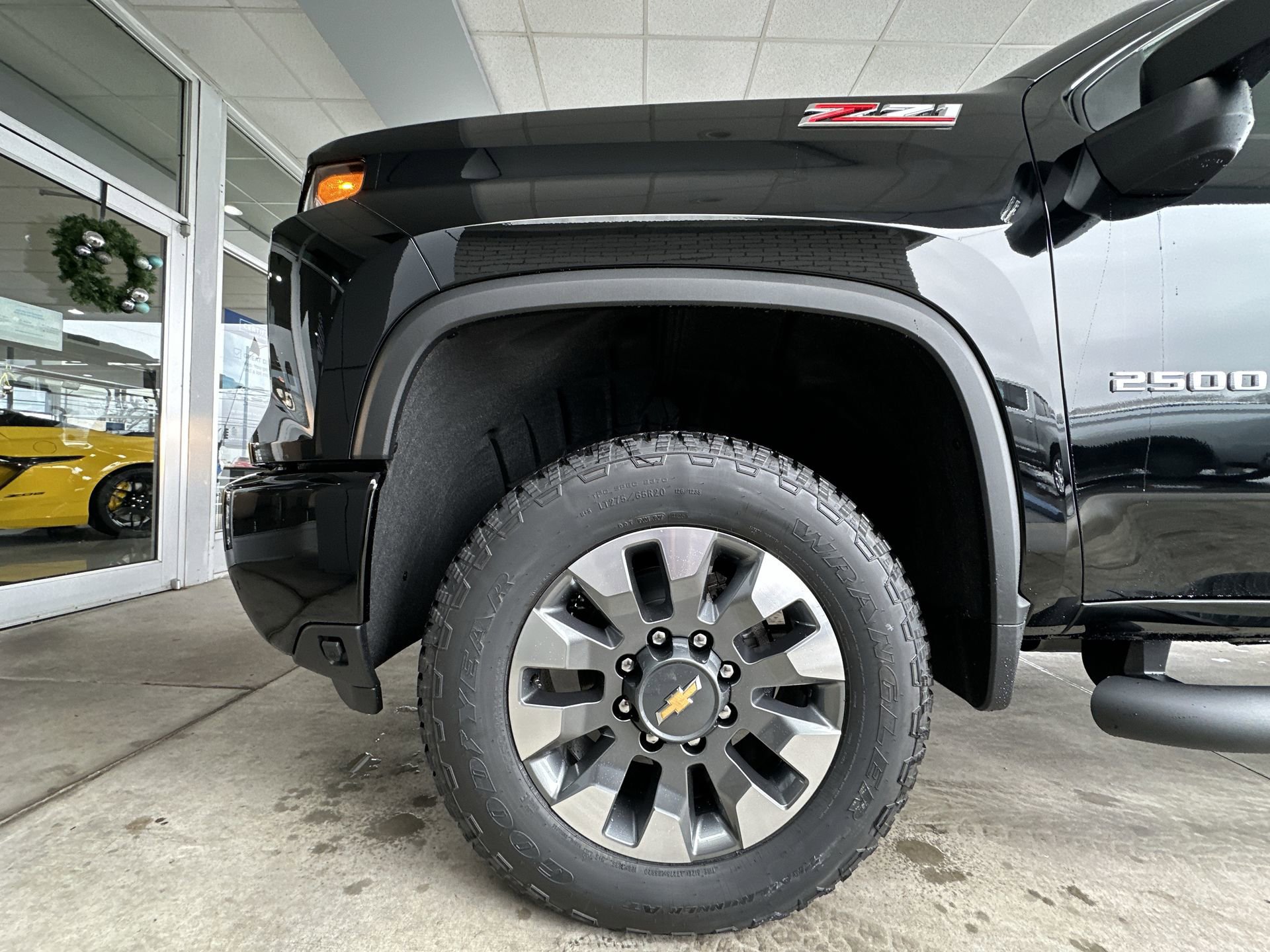 New 2026 Chevrolet Silverado 2500 Custom w/ Custom Value Package AWD/4WD image 28