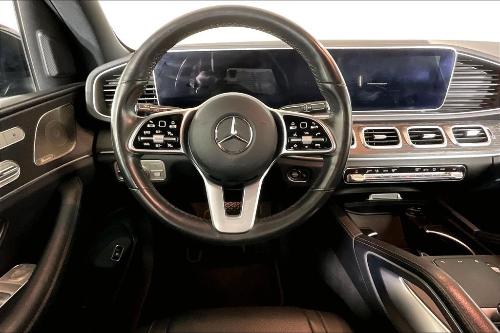 Used 2022 Mercedes-Benz GLE 350 4MATIC w/ Premium Package image 4
