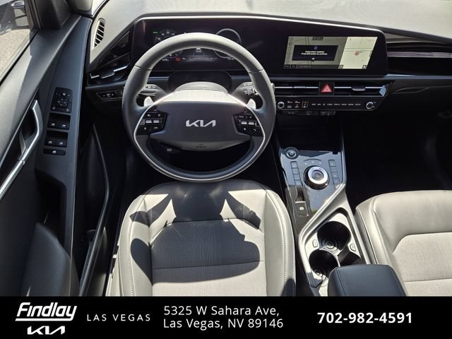 Certified 2025 Kia Niro Wind FWD image 15