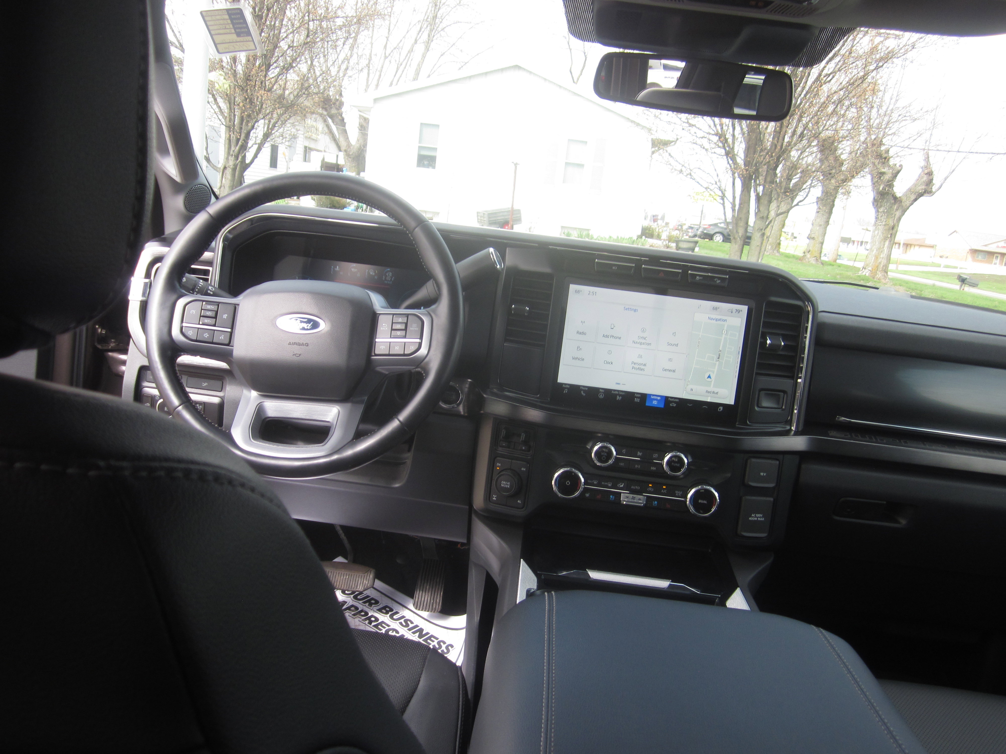 Used 2023 Ford F350 Lariat w/ FX4 Off-Road Package image 15