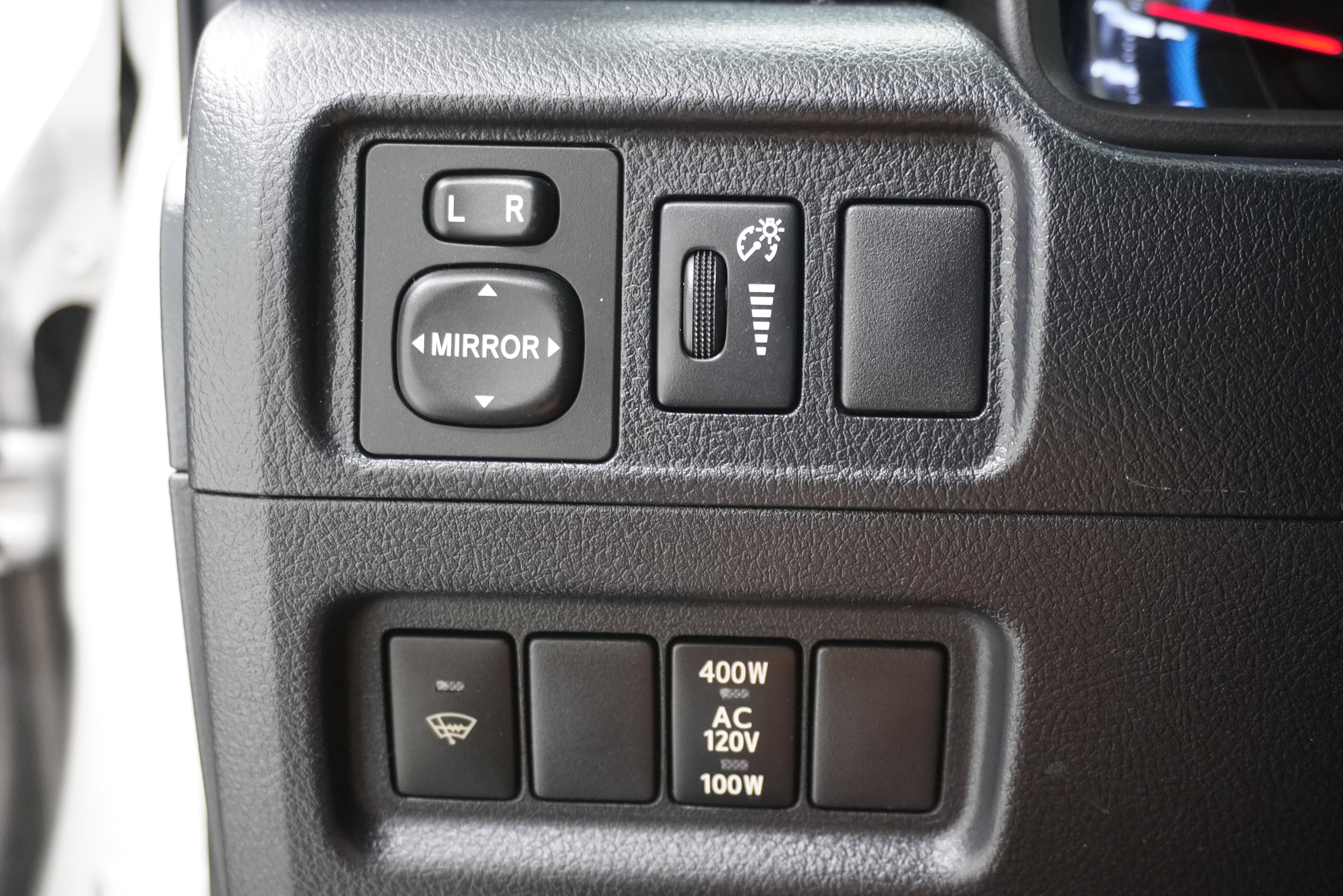 Used 2014 Toyota 4Runner SR5 RWD image 21