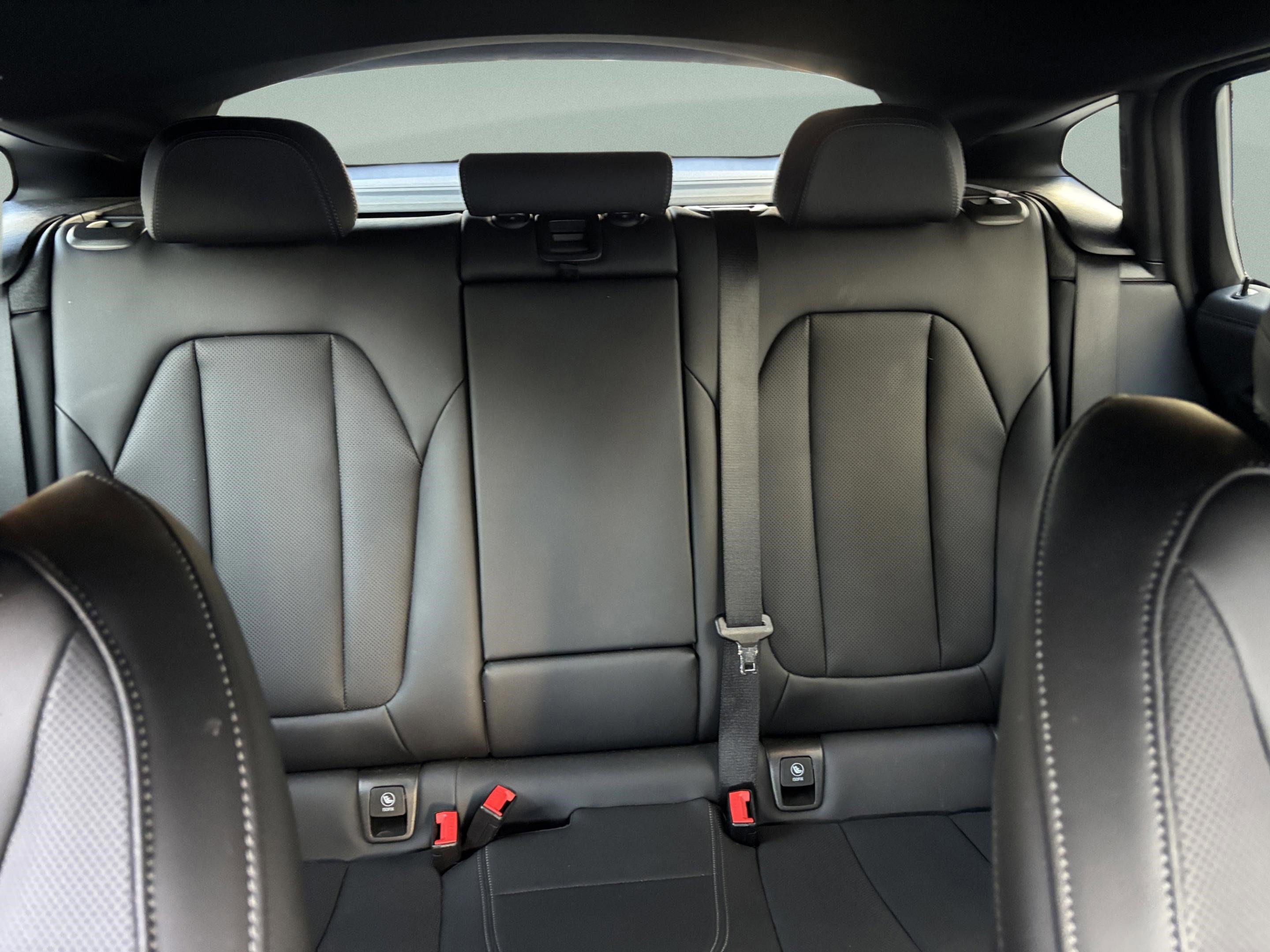 Used 2024 BMW X4 M40i w/ Premium Package image 26