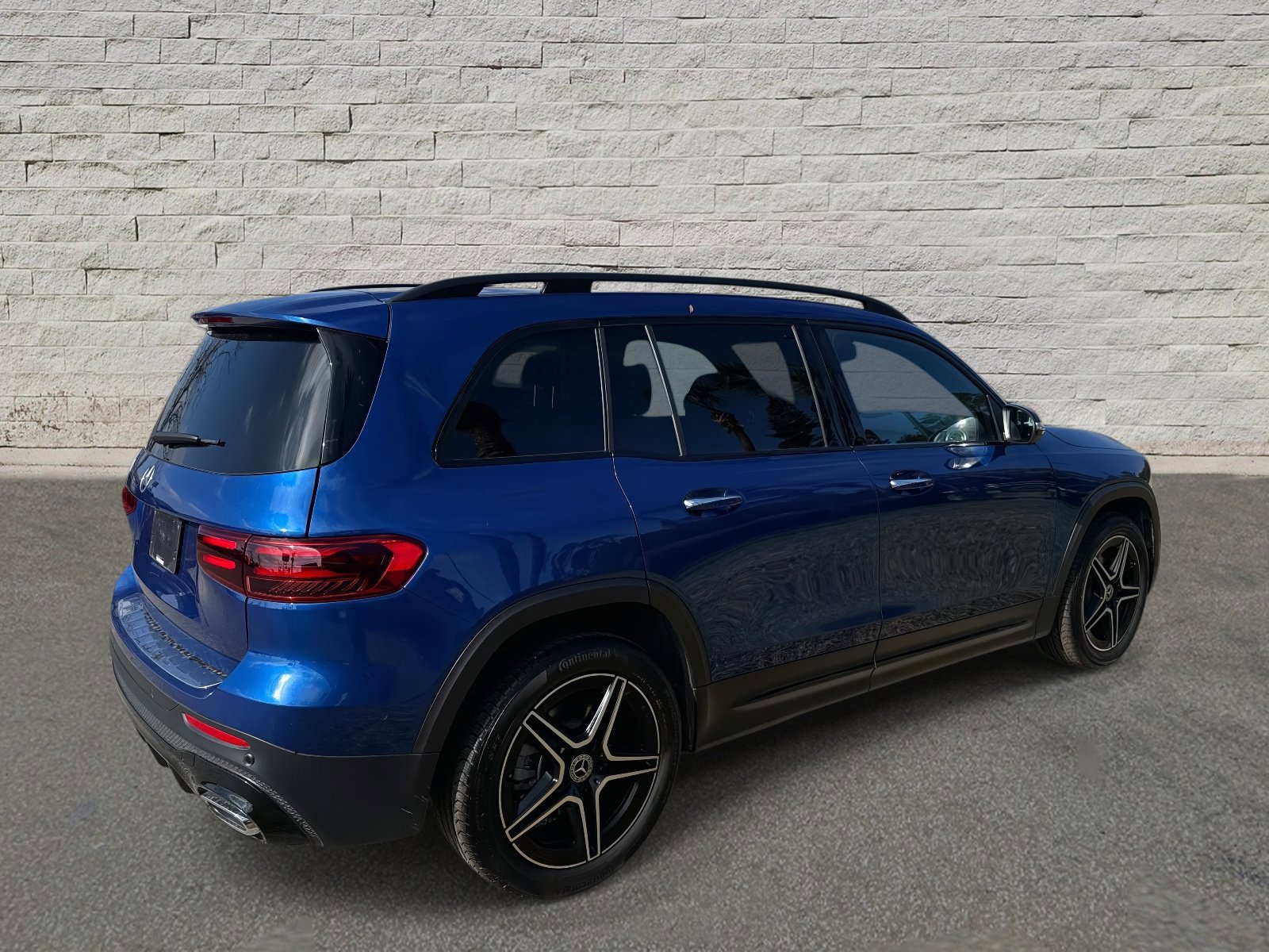 Used 2025 Mercedes-Benz GLB 250 image 5