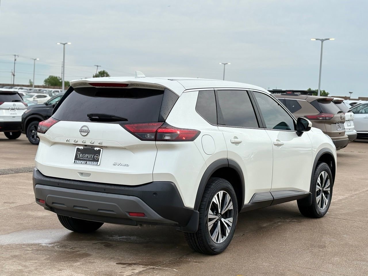 Certified 2023 Nissan Rogue SV image 5