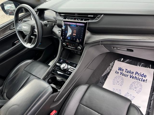 Used 2021 Jeep Grand Cherokee L Overland w/ Luxury Tech Group IV image 29