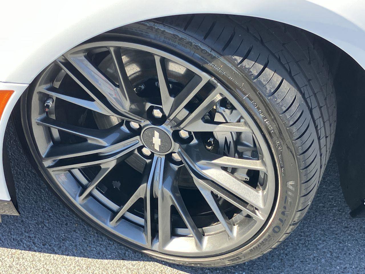 Used 2017 Chevrolet Camaro ZL1 image 9