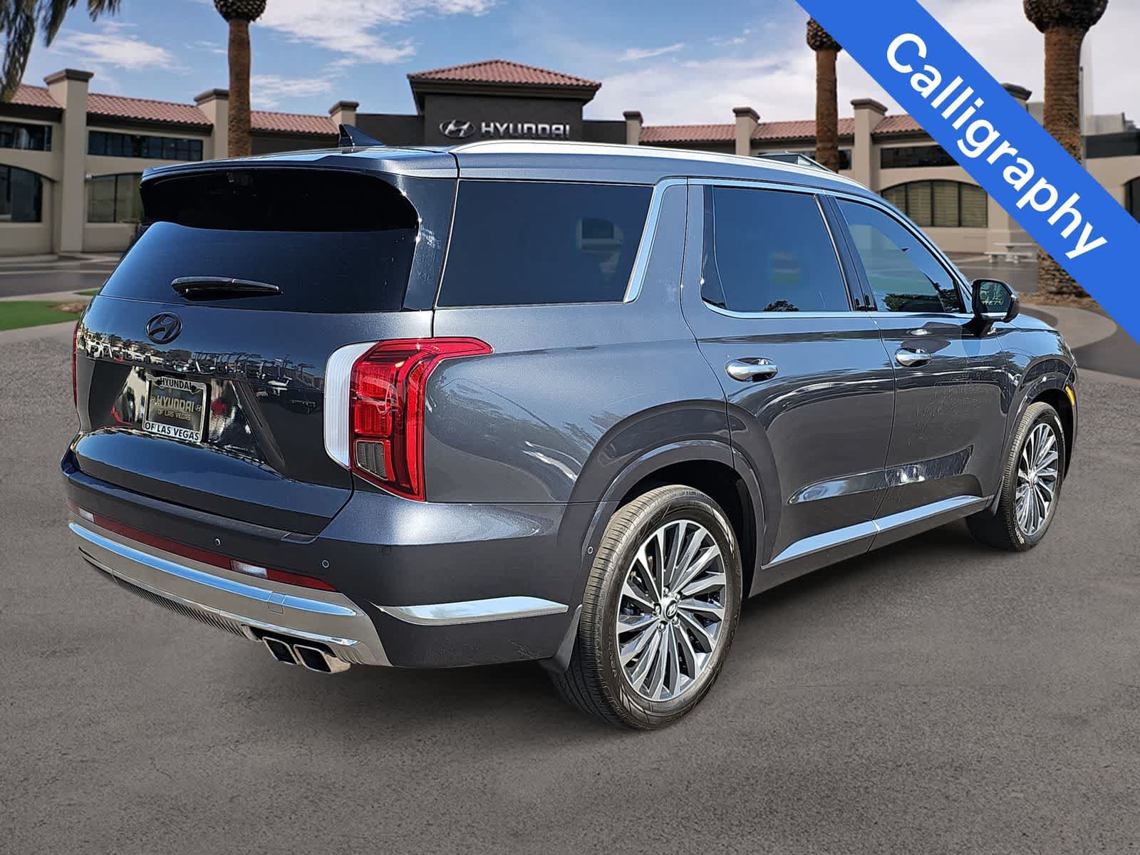 Certified 2024 Hyundai Palisade Calligraphy AWD/4WD image 8