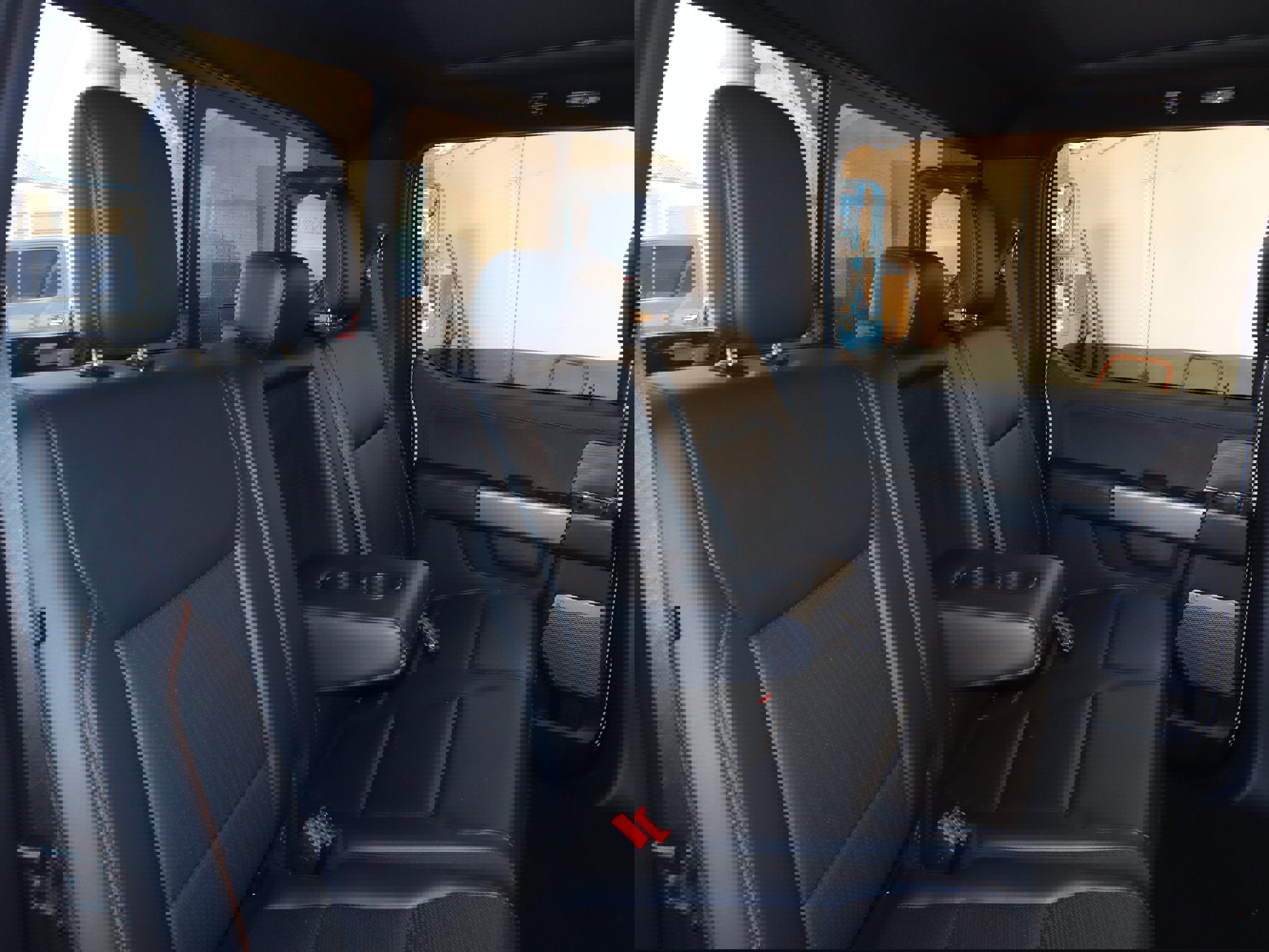 New 2025 Ford F150 Lariat w/ Equipment Group 502A High image 47