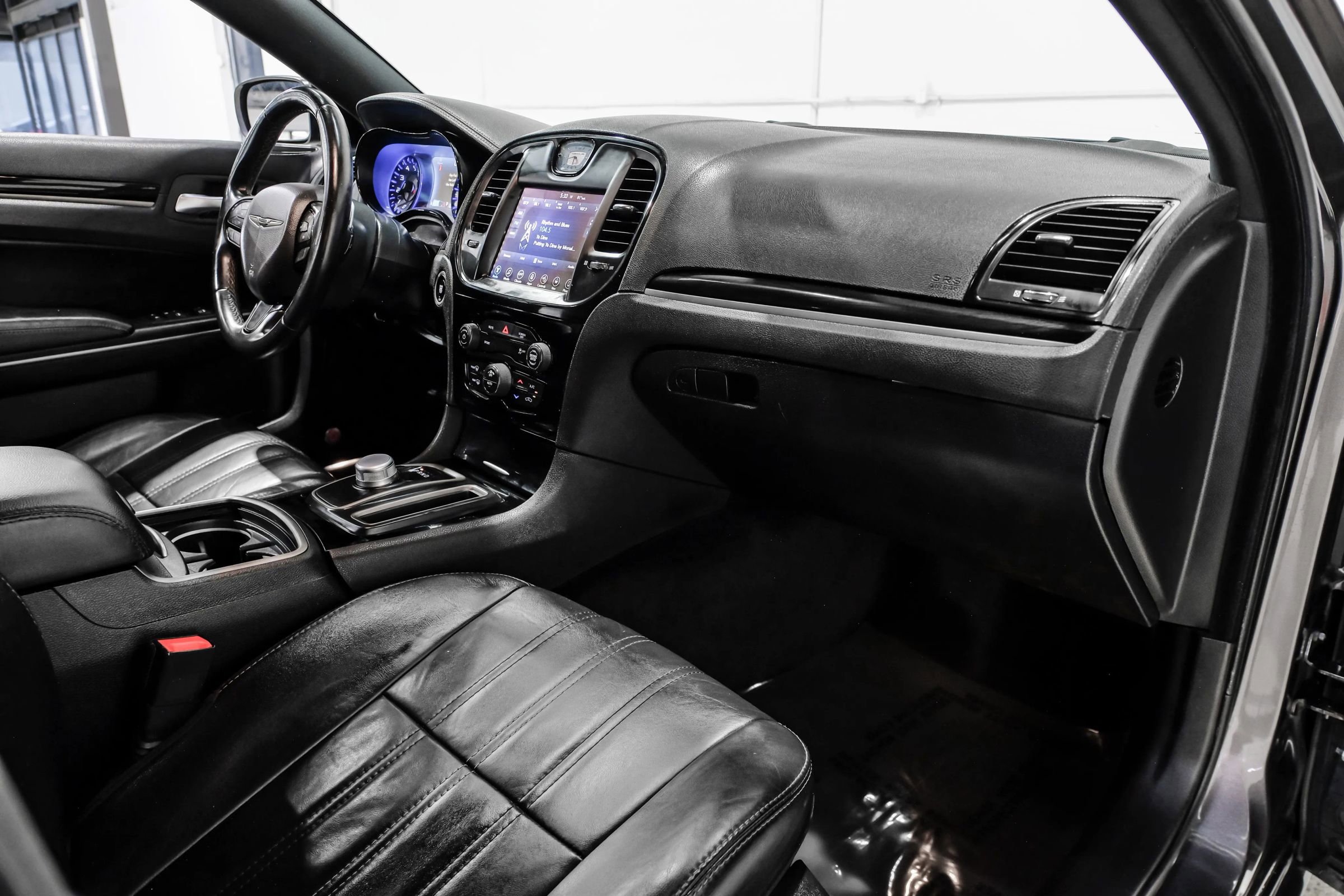 Used 2017 Chrysler 300 S w/ S Model Appearance Package image 17
