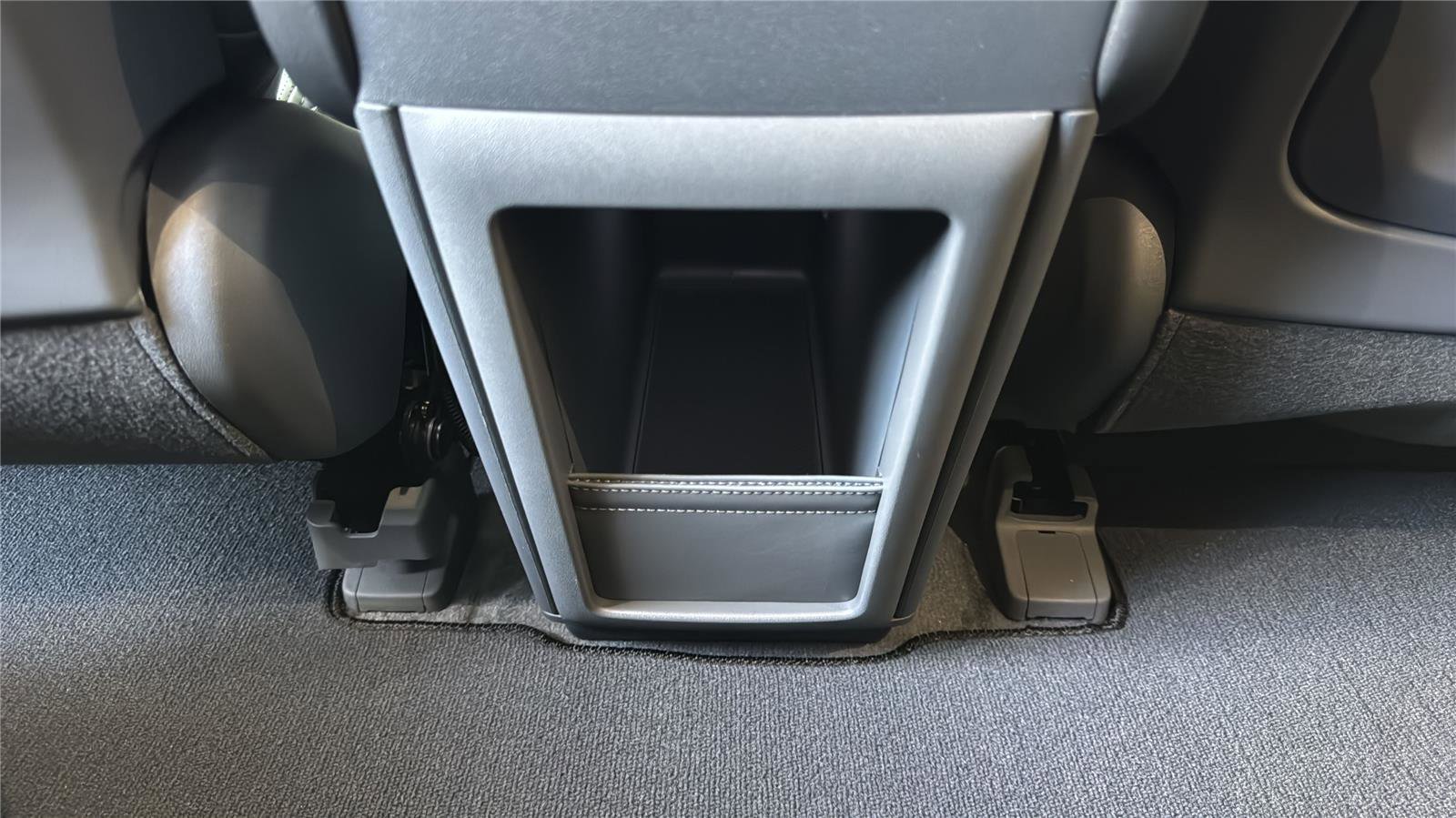 New 2026 Kia EV9 Light RWD image 32