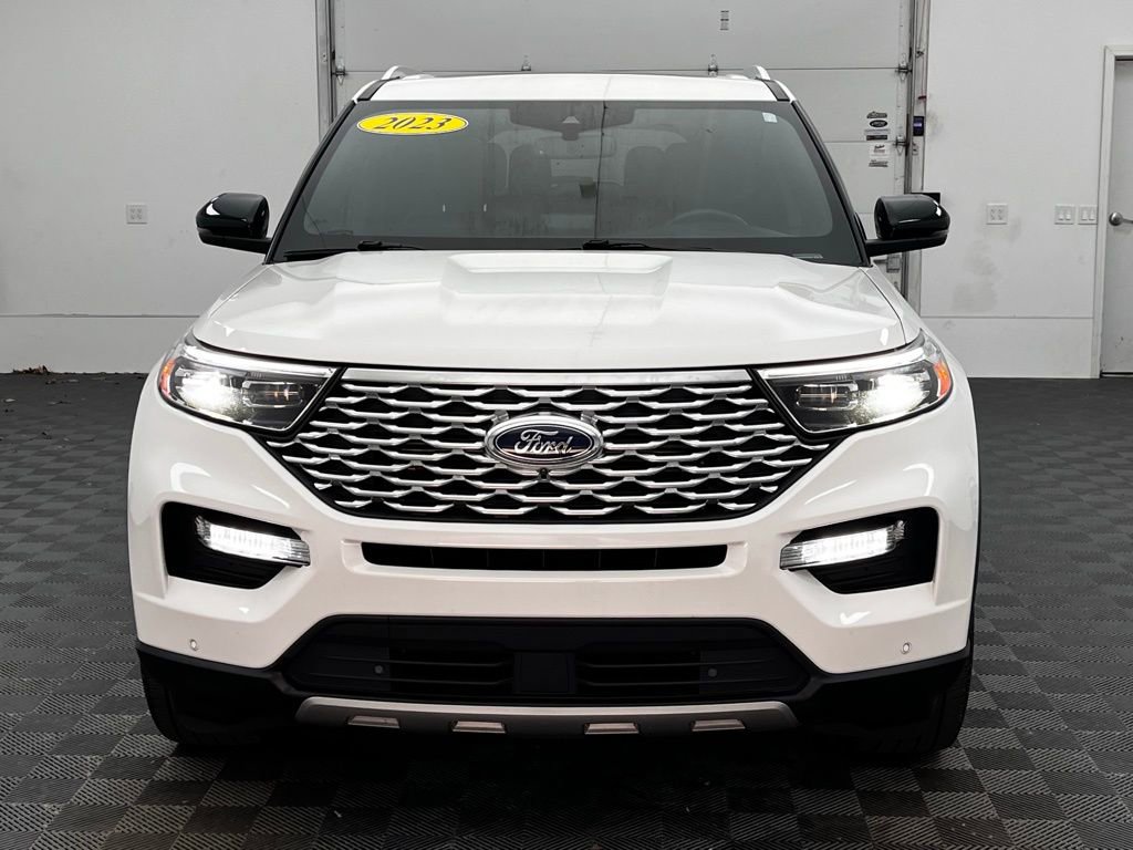 Used 2023 Ford Explorer Platinum w/ Technology Package image 15