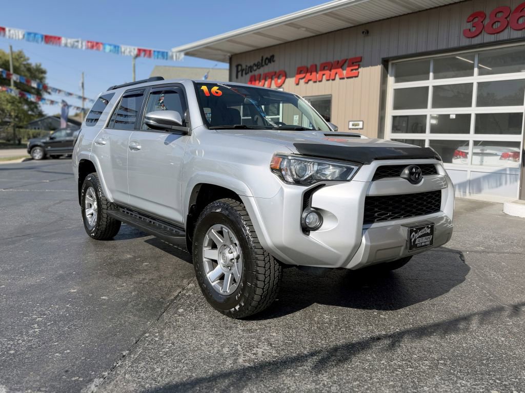 Used 2016 Toyota 4Runner Trail Premium image 2
