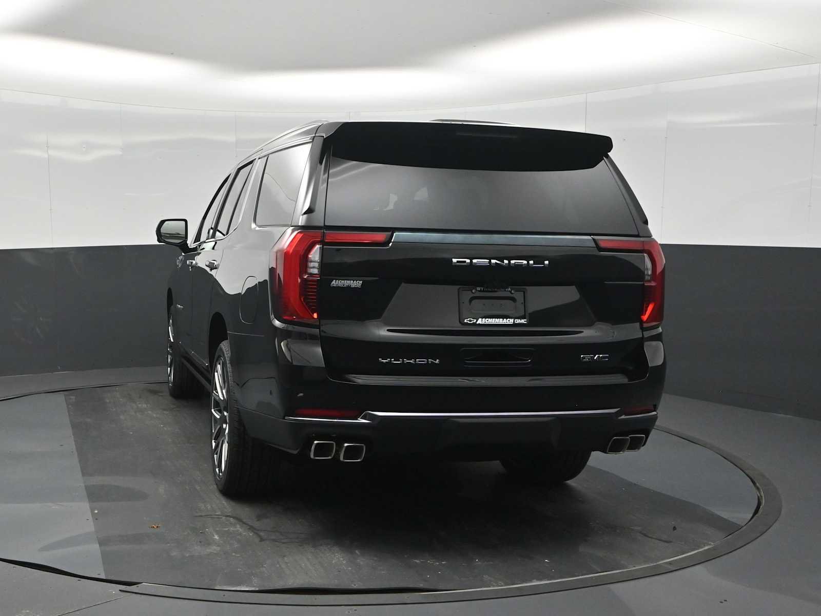 New 2027 GMC Yukon Denali Ultimate AWD/4WD image 7