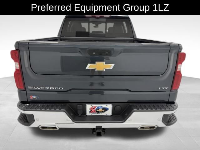 Certified 2022 Chevrolet Silverado 1500 LTZ w/ LTZ Premium Package AWD/4WD image 4