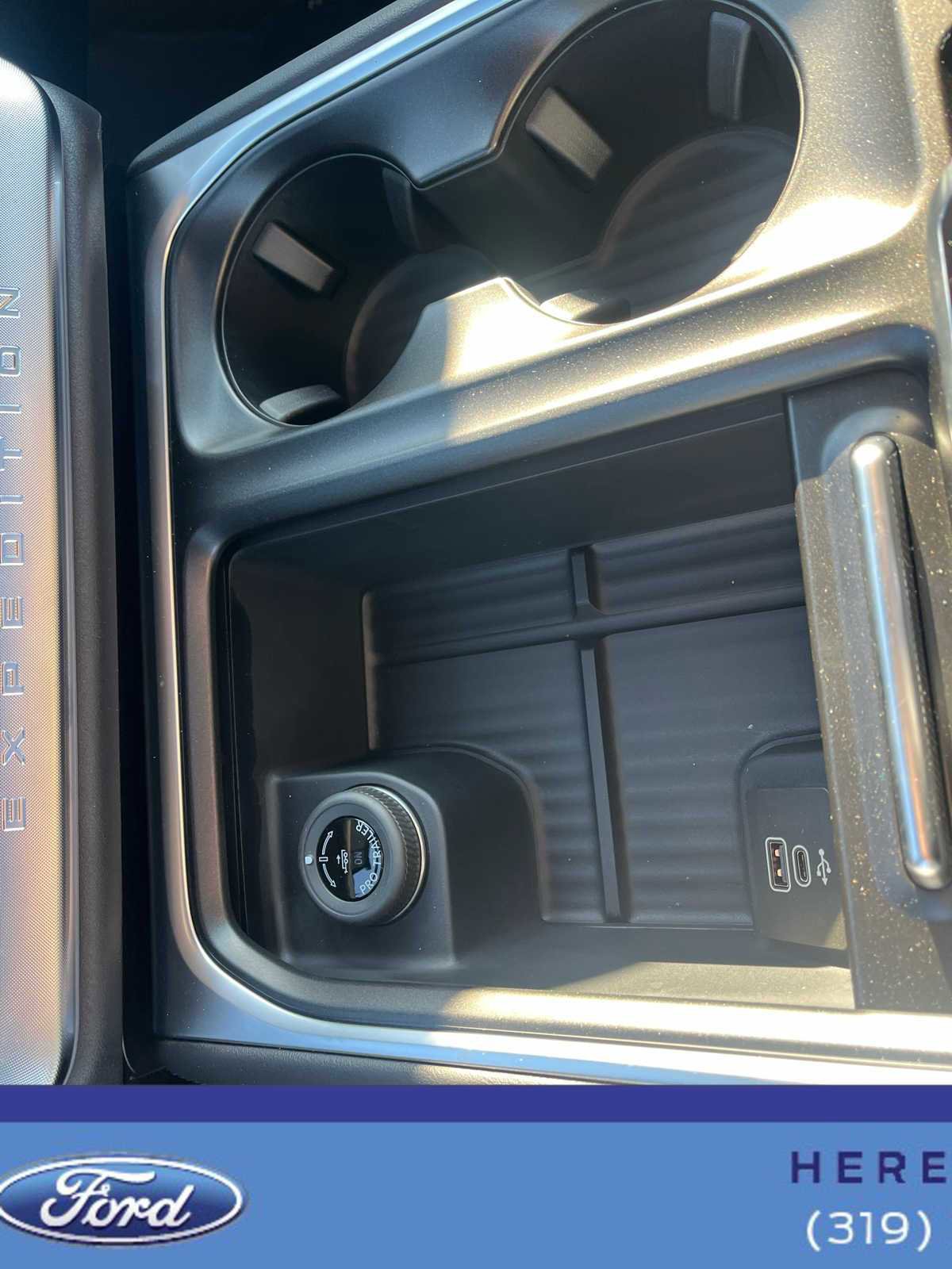 New 2026 Ford Expedition Tremor image 46