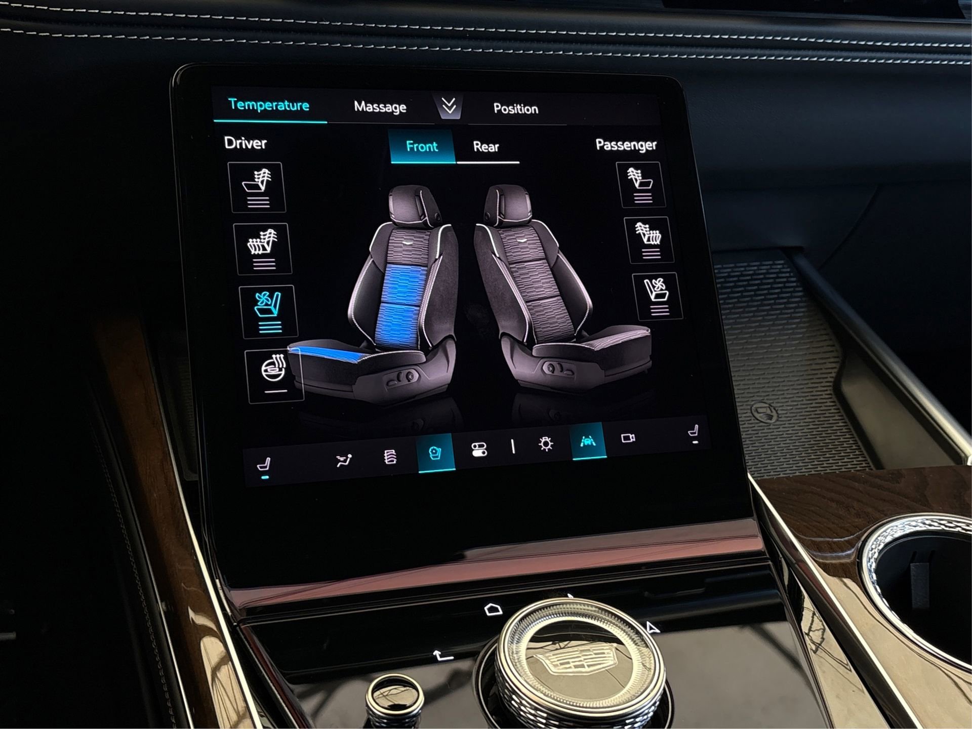 New 2026 Cadillac Escalade ESV Platinum Sport w/ LPO, ONYX Package image 34