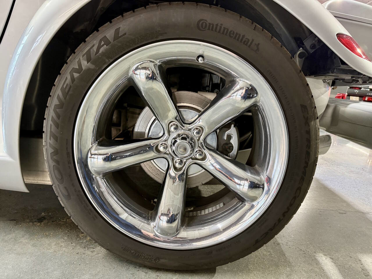Used 2001 Plymouth Prowler image 16