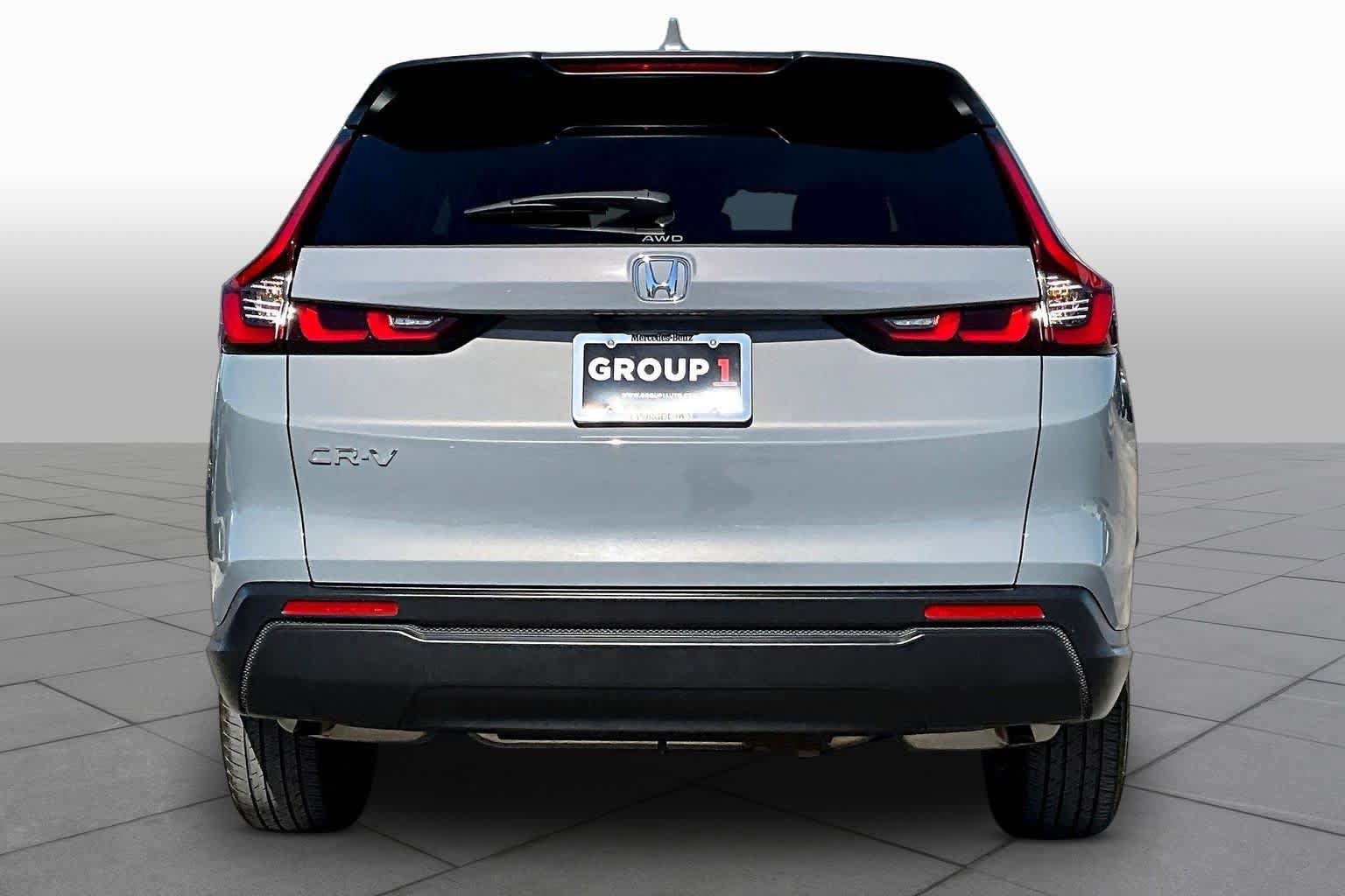 Used 2025 Honda CR-V EX image 5