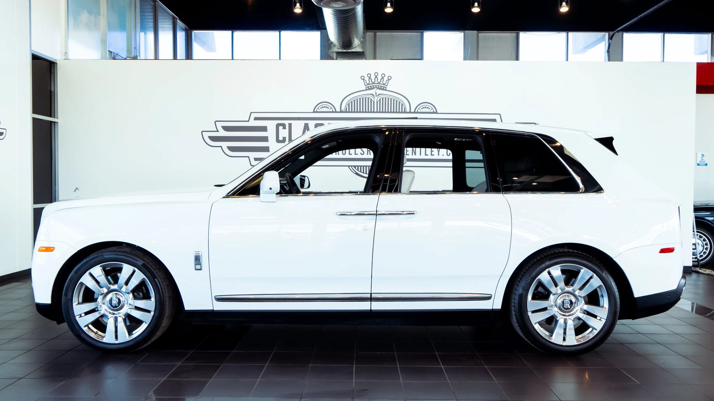 Used 2019 Rolls-Royce Cullinan AWD/4WD image 10