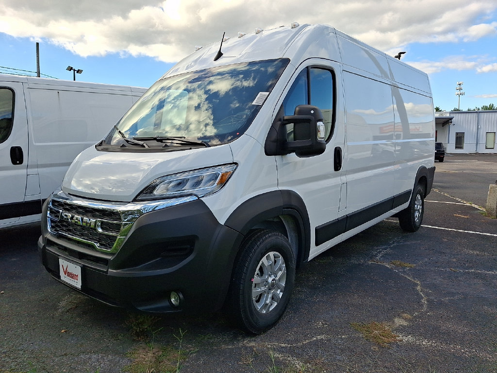 New 2026 RAM ProMaster 2500 w/ Quick Order Package 22G SLT FWD image 2