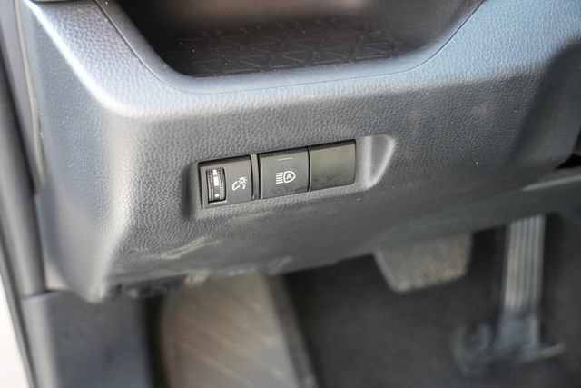 Used 2024 Toyota RAV4 XLE FWD image 23