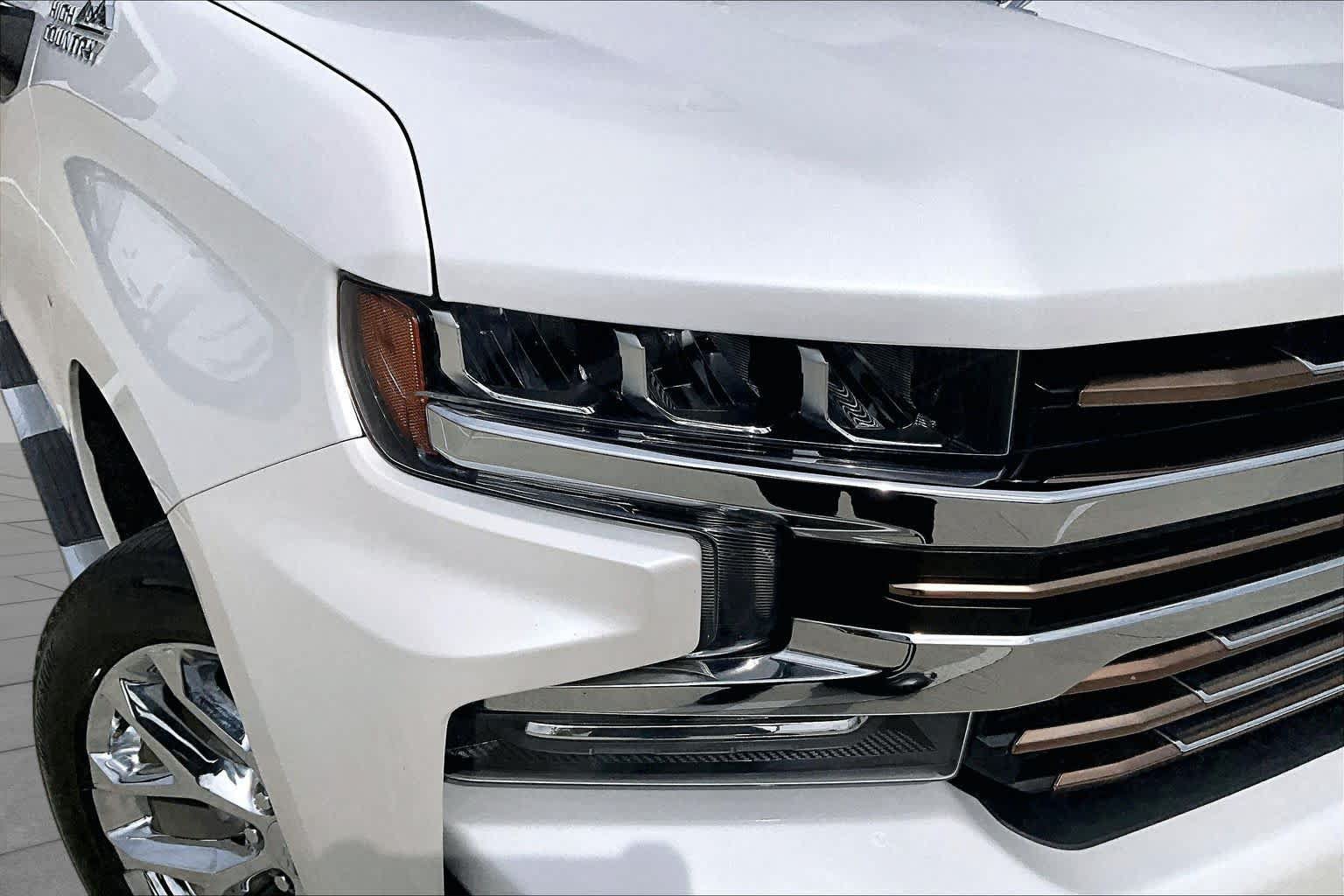Used 2020 Chevrolet Silverado 1500 High Country AWD/4WD image 26