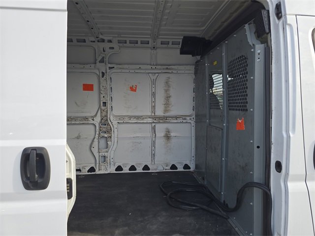 Used 2017 RAM ProMaster 2500 w/ Interior Convenience Group image 10