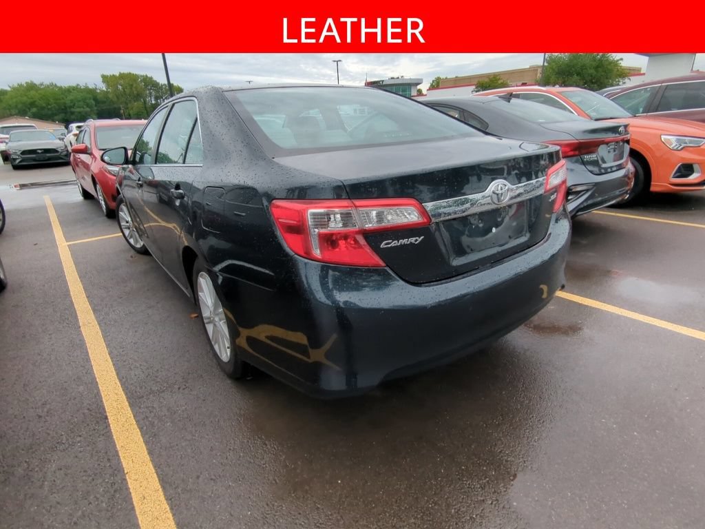 Used 2012 Toyota Camry XLE w/ Leather Pkg FWD image 4
