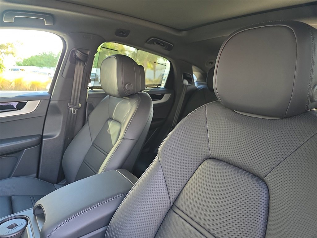 New 2026 Porsche Cayenne Coupe image 5