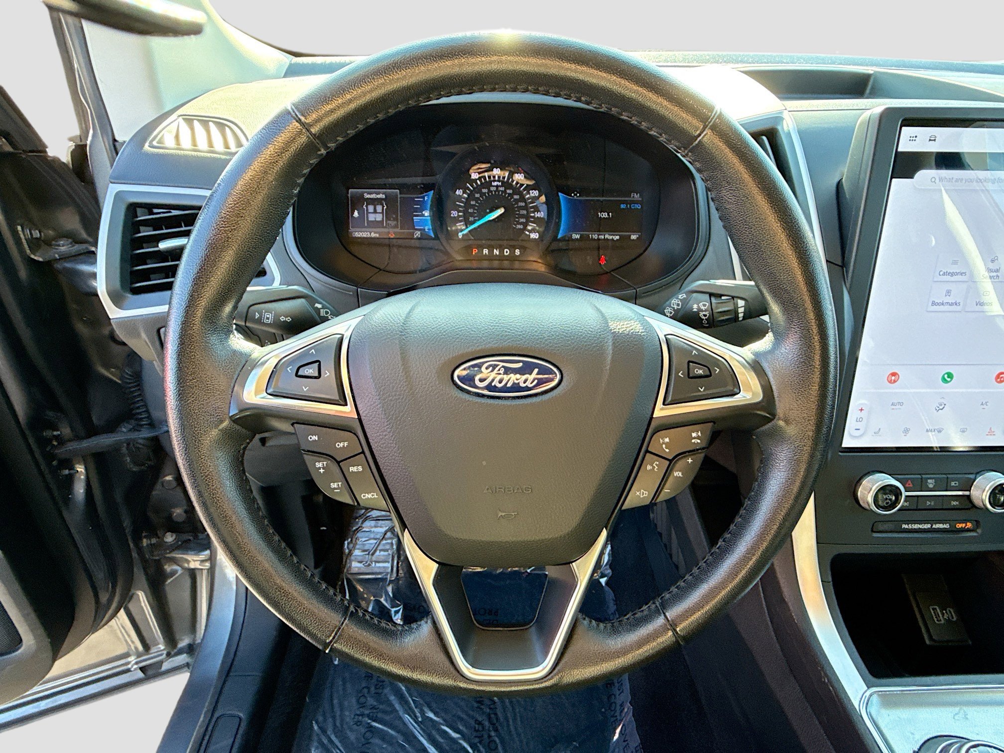 Used 2022 Ford Edge SEL image 38