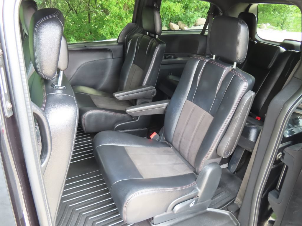 Used 2019 Dodge Grand Caravan SXT FWD image 26
