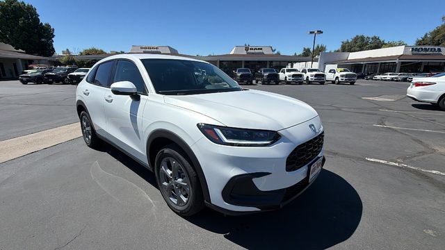 New 2027 Honda HR-V LX image 2