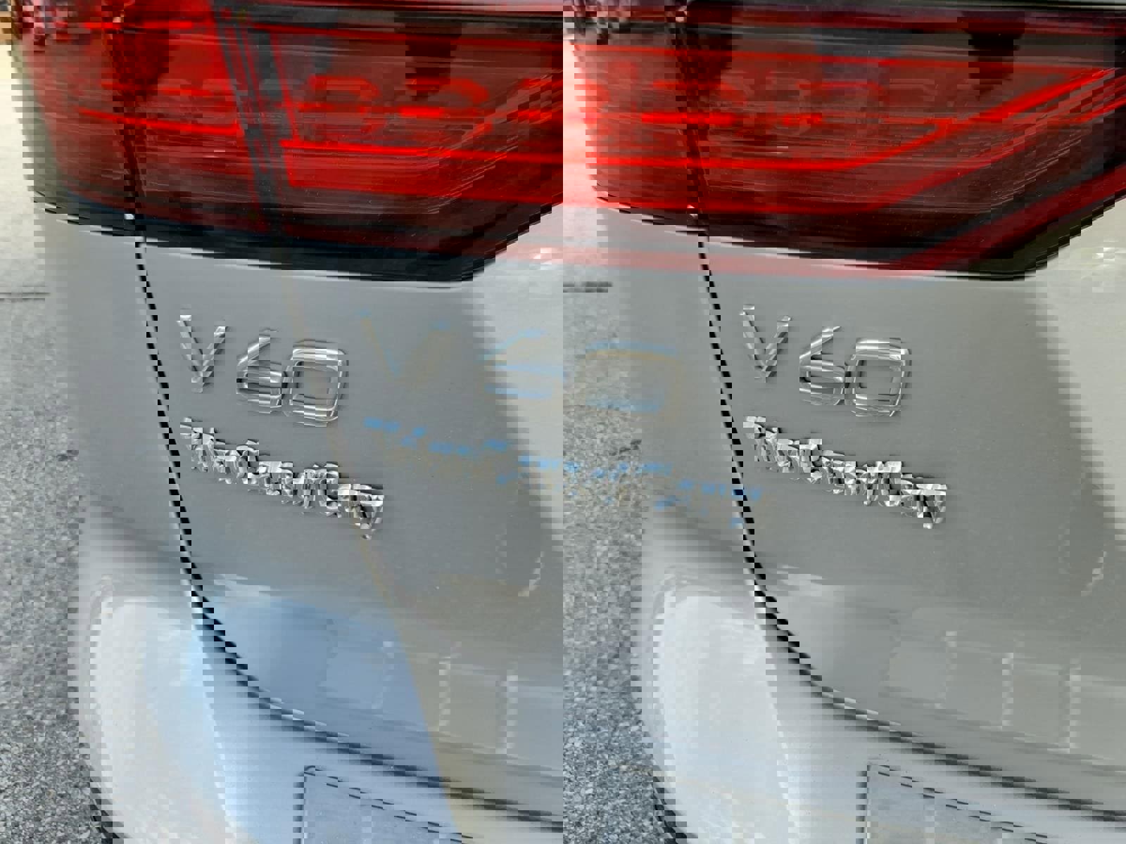 Used 2024 Volvo V60 B5 Cross Country Ultimate image 5